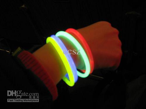 light-stick-fluorescent-bracelets-glow-sticks