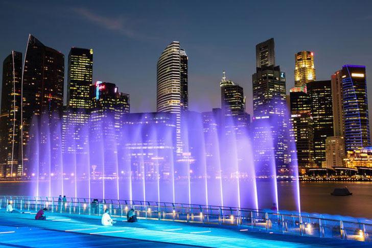 Marina-Bay-Waterfront-Promenade-Singapore