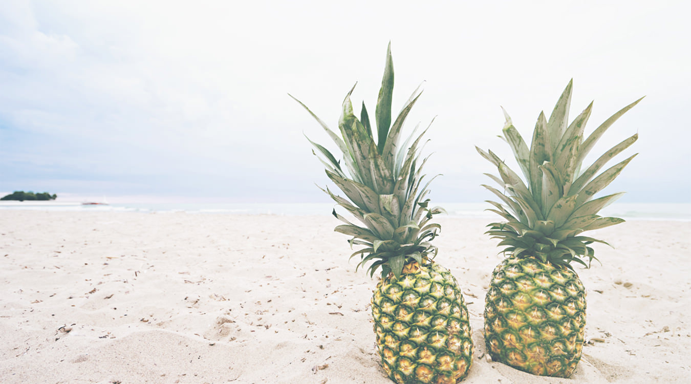 pineapple-background-cjpg